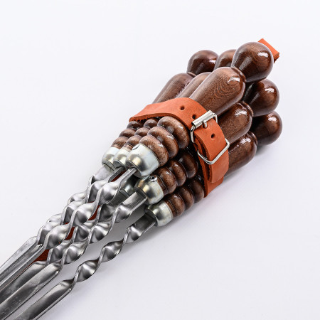 A set of skewers 670*12*3 mm in a leather quiver в Липецке